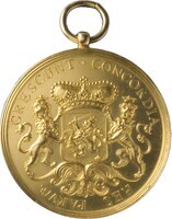 TMNK 02269
<br/>
Beloningspenning van de Staten-Generaal aan bevelhebber Wolter Jan baron Bentinck, die bij Doggersbank gestreden heeft.
<br/>
<em>Swinderen, Nicolaas van (1705-1760)</em>